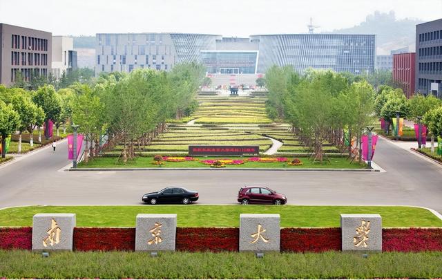 清华大学占地多少亩,清华大学多大亩(新疆大学进入了前10强)