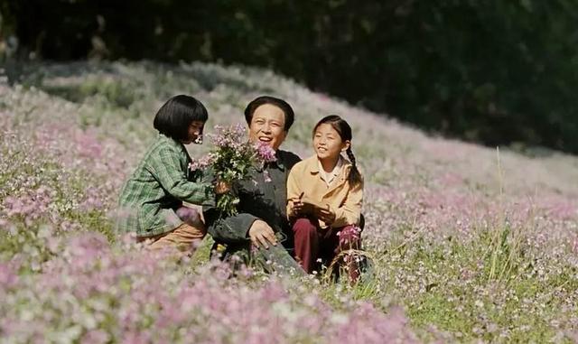 古月的真实身份，古月娜的真实身份是谁（视帝唐国强：跟古月同演毛泽东）