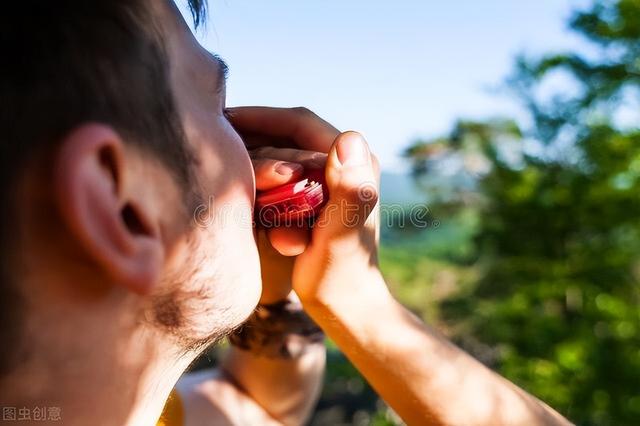 口琴好学吗，如何学吹口琴（复音、十孔、半音阶口琴到底选哪样）