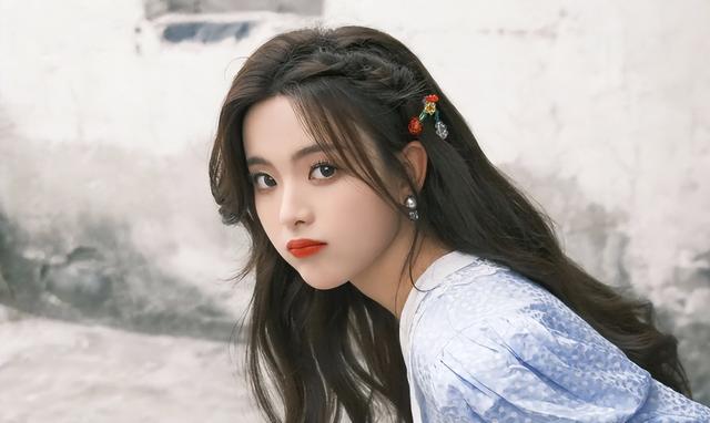 女歌手排行榜100名，女歌手排行榜（颜值与唱功哪个更重要）