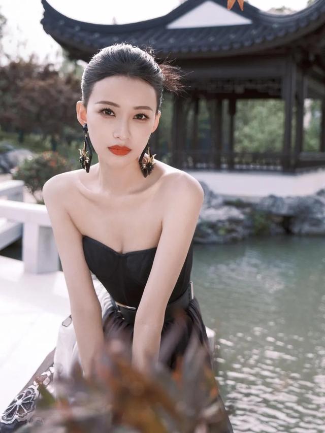 如何评价孙怡的长相，孙怡——天使面孔魔鬼身材