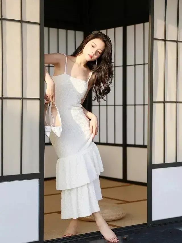 蚜虫靠吃什么为生，蚜虫吃植物的什么部位（菜地里的搬运工——蚂蚁）