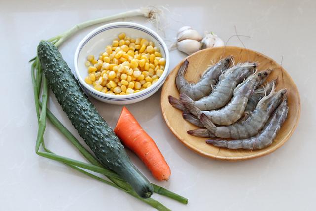 肠胃病人清淡饮食菜谱大全，肠胃病人清淡餐食谱大全集（中和油腻感减轻肠胃负担）