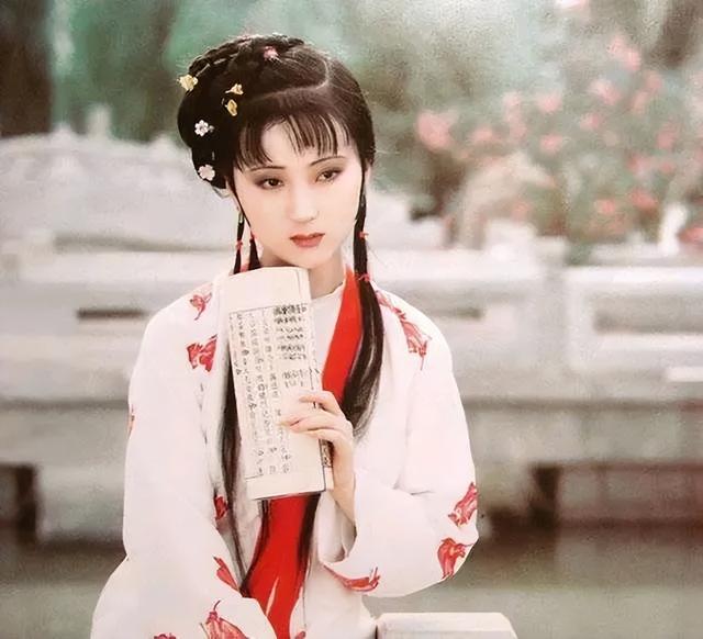 金陵十二钗判词，金陵十二钗判词及含义（《红楼梦》金陵十二钗判词及众人命运）