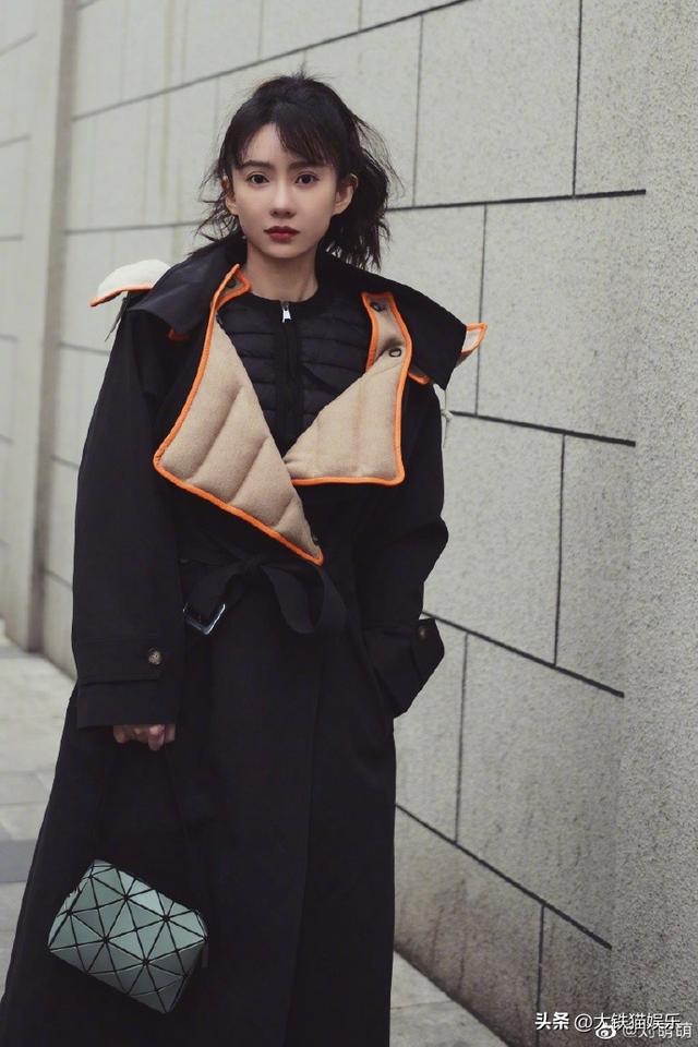 胡一菲娄艺潇是一个人吗，《爱情公寓》14年