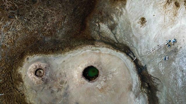 新疆多个休眠火山，新疆有火山岩吗（新疆神秘的帕​米尔之眼）