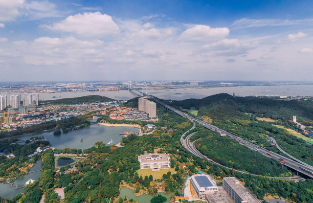 江苏技术师范学院，江苏技术师范学院的美术专业是三本吗（江苏省新增一所“师范大学”）