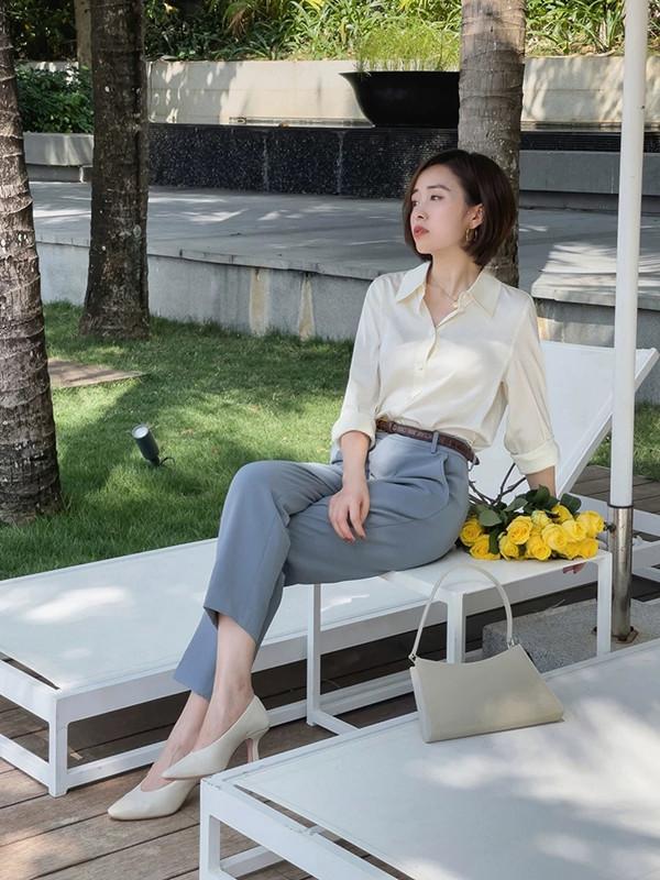 哈伦裤配什么上衣好看，白色哈伦裤配什么上衣好看（夏初穿“九分裤”）