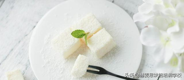 烘焙培训都有什么课程，烘焙课做什么（杭州西点培训班课程一般学些啥）