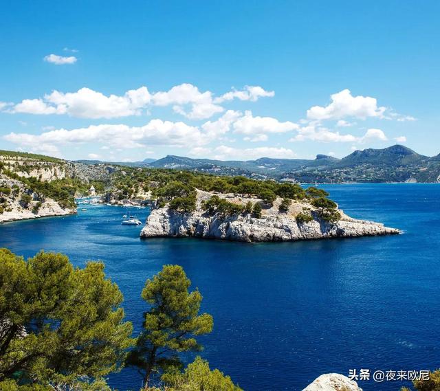 适合旅行路上听的10首歌，最适合在自驾游途中听的十首歌