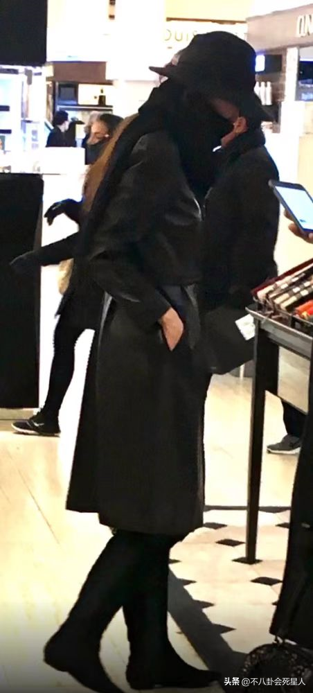 40岁美得让人移不开眼的女明星，这9位40+的“长腿”女星