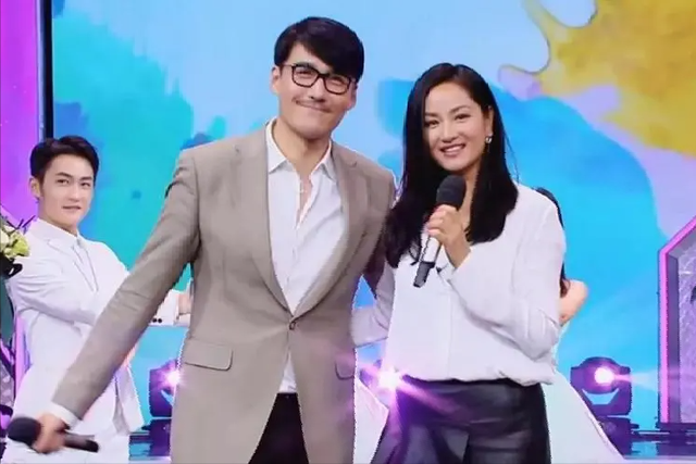 胡兵个人资料简介，胡兵个人资料简介身高（从此他一生未婚她一生未孕）