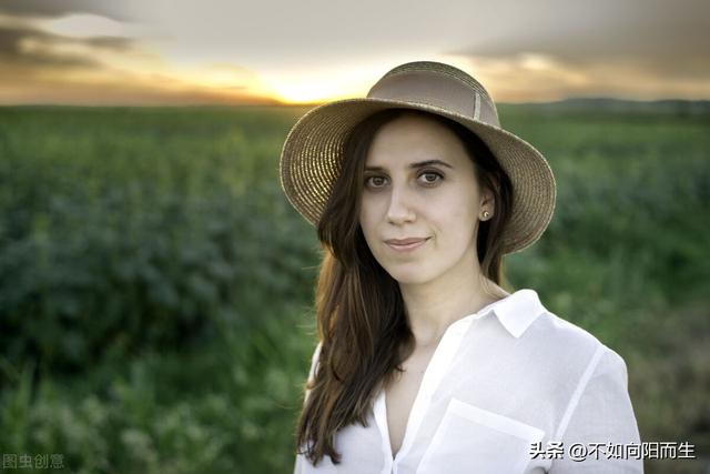 做家政一个月多少钱，家政公司费用一览表（雇主每个月给6500工资很不错）