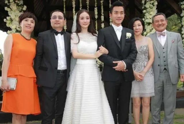 杨幂刘恺威婚礼直播，杨幂刘恺威婚礼背后的小秘密（笑得最甜的不是新郎新娘）
