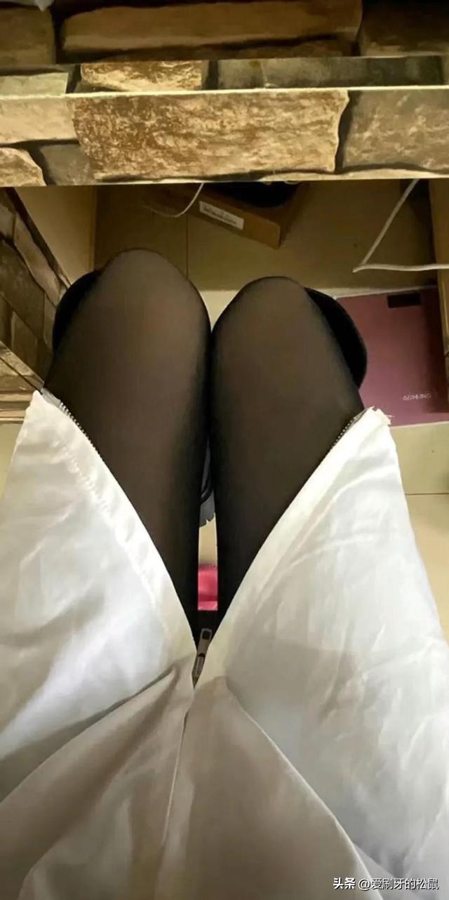 对女生没兴趣是怎么回事，对女生不感兴趣是怎么回事（朋友们我现在对女人没兴趣了怎么办）