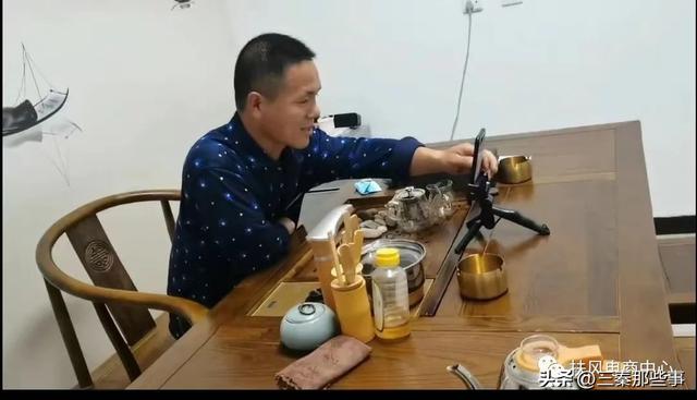 学电商的出来可以做哪些工作，学电商做什么工作（返乡创业青年童维东的“电商筑梦”路）