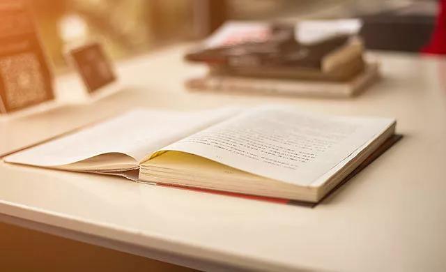 小学学校简介范文（小学英语作文自我介绍五篇范文）