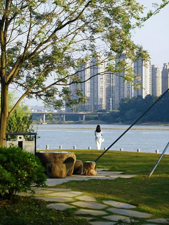 实拍福州闽江公园，环境一流，带大家现场走走