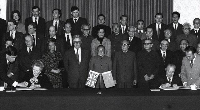 香港最后一任港督，最后一届港督是谁（“末代港督”彭定康落寞地回到英国）