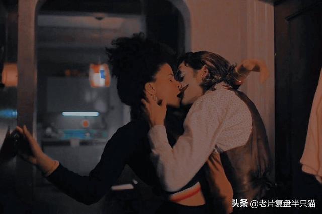 哥特式小丑，哥特式小丑歌词（是什么让小丑变成了“小丑”）