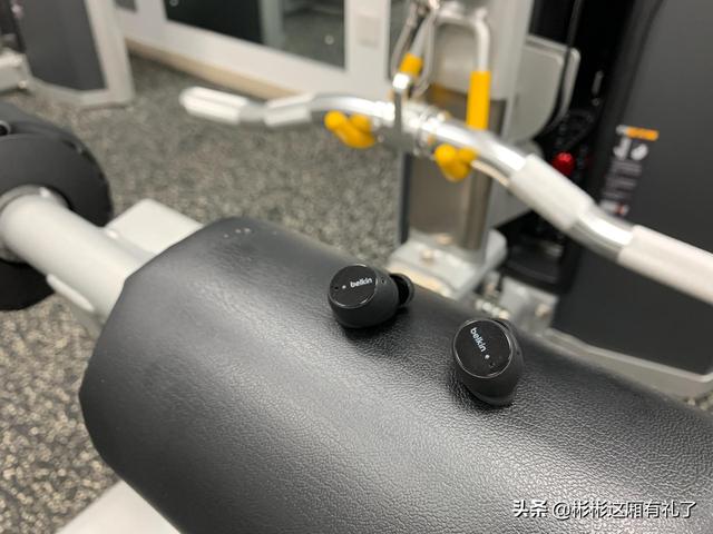 蓝牙耳机丢了怎么定位，小米蓝牙耳机丢了怎么定位（我入手了这副支持定位查找的耳机）