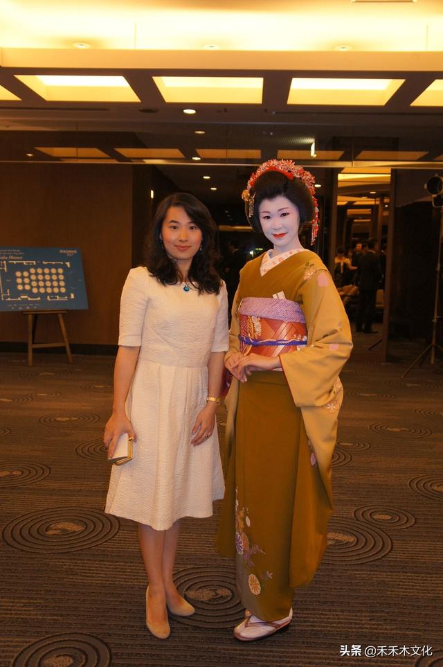 人物访谈报告范文，人物访谈范文（将酒店做出“性格”）