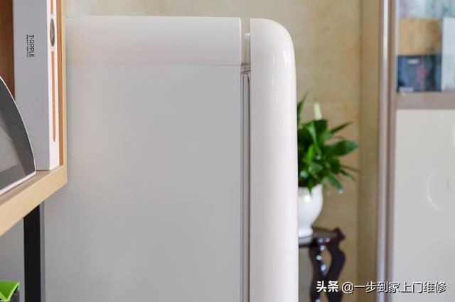 冰箱门封条没磁性关不严怎么办，冰箱门关不严怎么办?教你一妙招（冰箱门封条没有磁性怎么办）