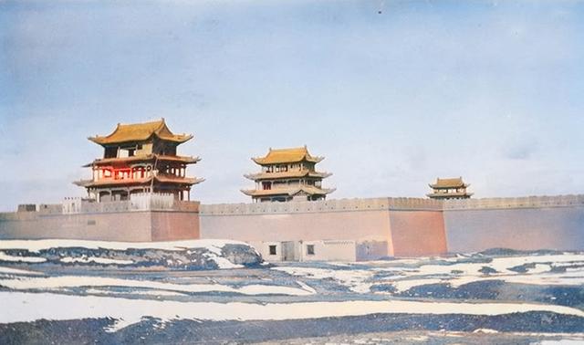 天下第一雄关是什么关，天下第一雄关是那个关（外国人镜头下威震西域、巍峨壮丽的天下雄关）