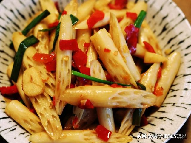 藕带炒什么好吃，藕带怎么炒好吃（超下饭的三道家常菜）