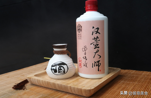 什么白酒好喝，什么白酒好喝不贵还上档次（全国哪的白酒最好喝）