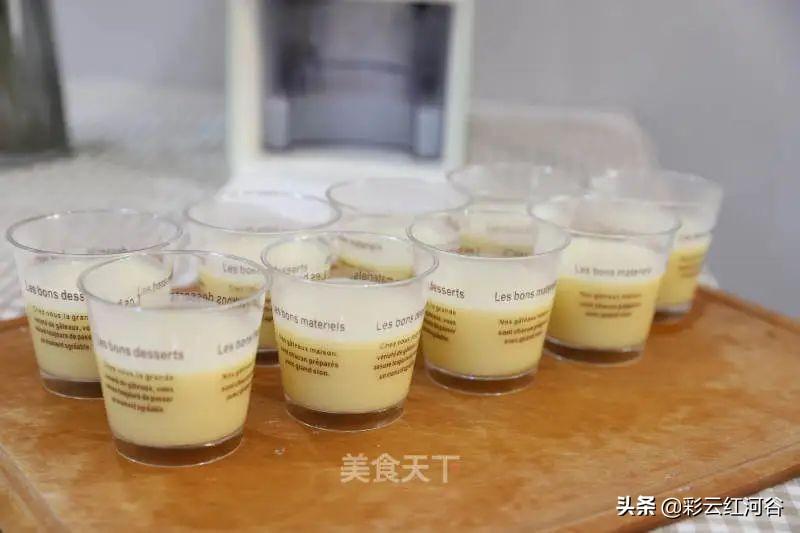 奶油布丁的制作方法优质，怎么用奶油做布丁（芒果豆乳奶油布丁）