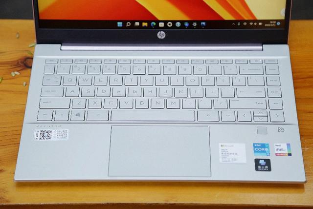 hp是什么牌子的电脑，hp是什么牌子的电脑主机多少钱（惠普星14高性能轻薄本实测）