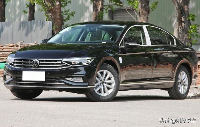 magotan大众是什么车，迈腾轴距多少米（从历史的角度还原一个真实的大众迈腾）