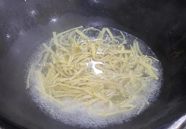 夏天的食物有哪些，夏天吃的食物有哪些（这5种食物别错过）