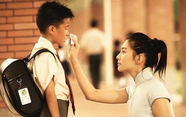 丹凤眼是什么样的，丹凤眼是什么样子的人（难怪大家会喜欢“丹凤眼”女星）