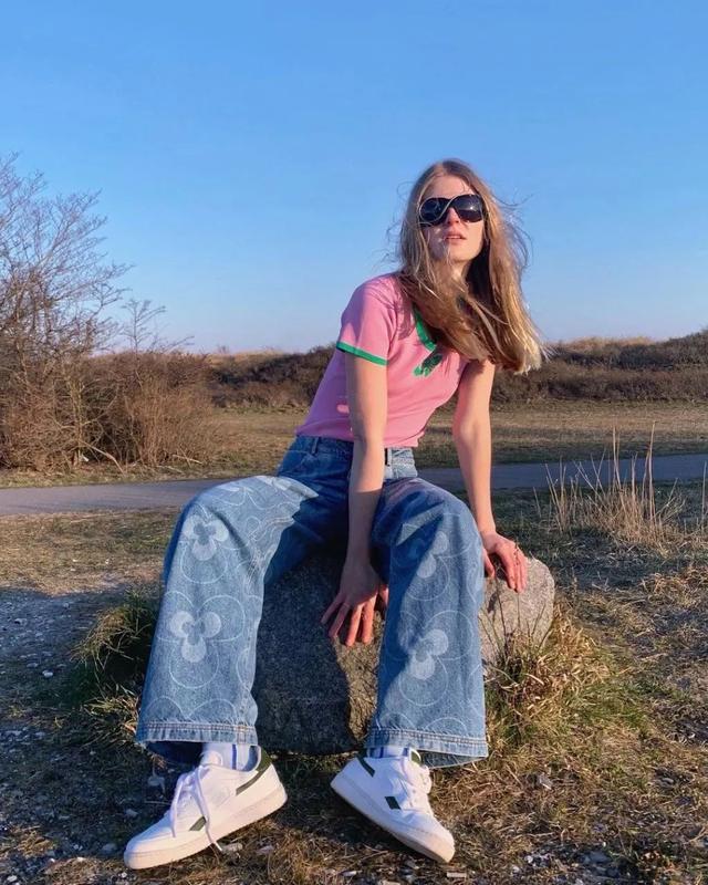 腿粗但肉特别硬怎么减，腿粗还硬怎么减肥（梨型身材、微胖、腿粗）