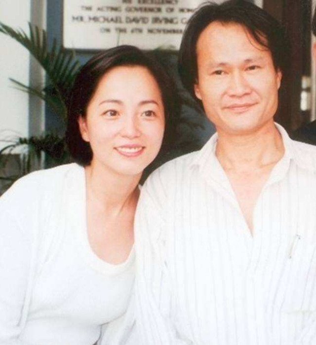 苑琼丹子，苑琼丹:世人只知我是“石榴姐”（男友林正英患癌去世）