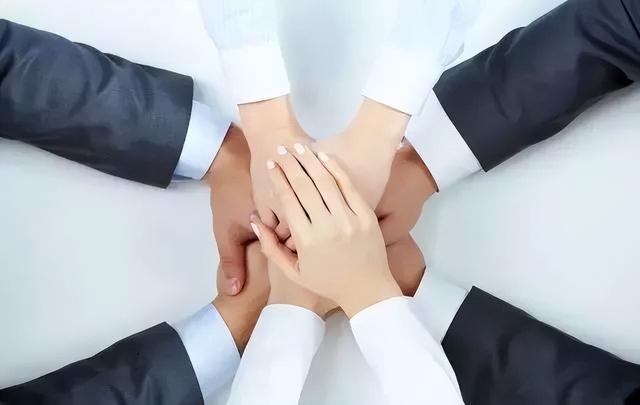 公司团建是什么，团建是什么意思（如何打造团队精神）