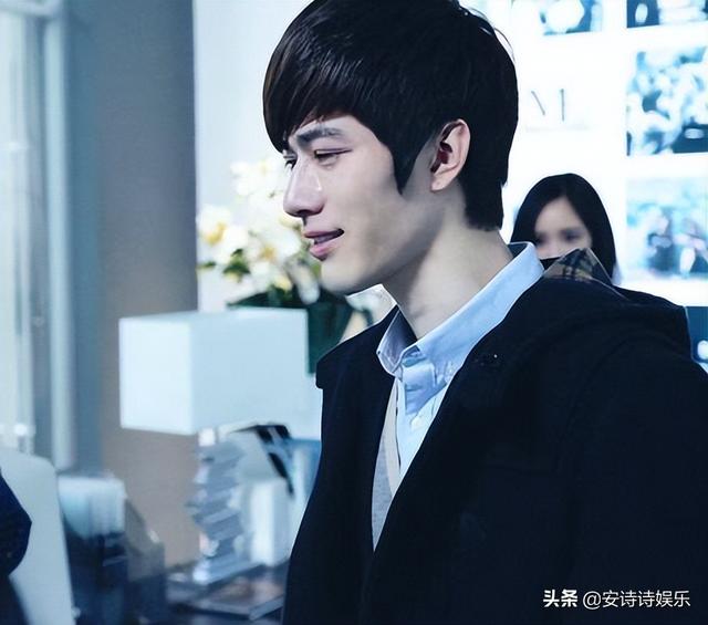 陈学东个人简历，陈学东哪里人（出道10年作品几乎全被下架）