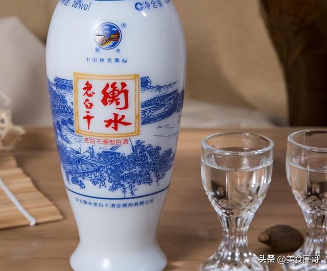 怎么储存白酒，行家：存酒别手欠