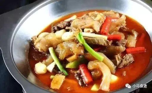 川味红烧肥肠怎么做，川味红烧肥肠的家常做法大全（这些做法值得大家参考）