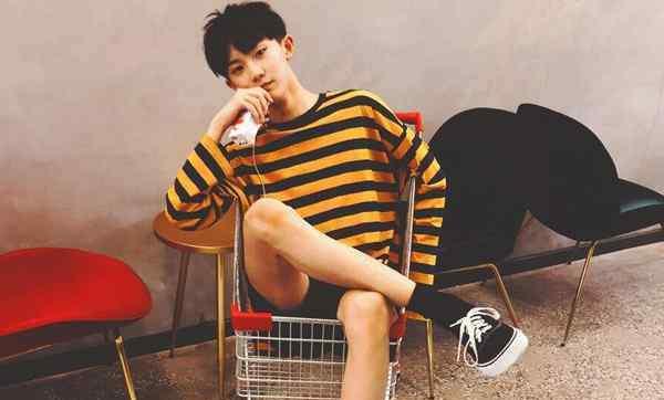 为什么不建议和马嘉祺谈恋爱，马嘉祺吸烟视频是真的吗（在眼皮子底下长大的顶流明星）