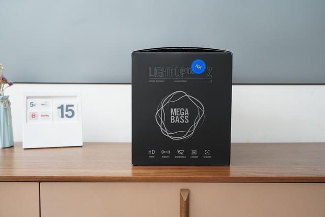 知麻投影z1mini，或许是最适合小青年的千元智能投影仪