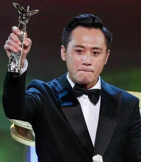 谢娜和刘烨现状，和影帝刘烨分手谢娜彻底变了一个人时隔17年男方含泪曝光分手内幕