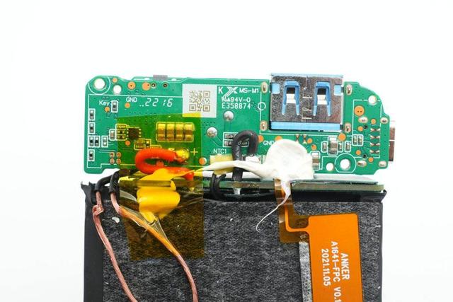 如何检测移动电源的容量，怎么测量移动电源电池容量（兼具小体积与10000mAh大容量）