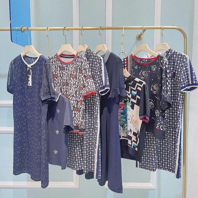 打折真丝连衣裙，京东商城欺骗消费者（宝莱国际23夏品牌女装折扣桑蚕丝连衣裙衬衫上衣穿搭）