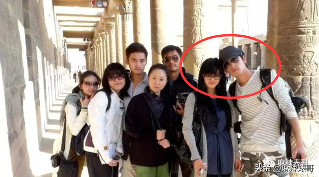 杨幂和胡歌现在关系如何，再回顾下他和薛佳凝、杨幂、江疏影的爱情故事