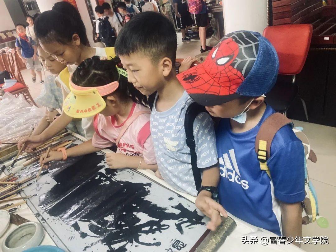 湖笔是哪里的特产，湖笔有哪些著名品牌（感受非遗魅力—研学导岭湖笔油纸伞）