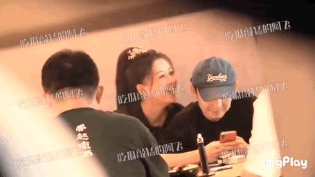 孙怡董子健官宣离婚！曾是少有的零绯闻夫妻，其实离婚早有预兆？
