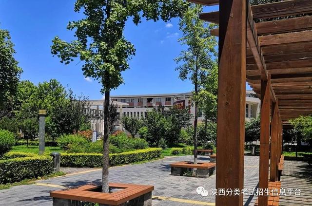 西安市所有五年制大专详细点，西安五年制大专有哪些（走进“省级示范院校”—西安医学高等专科学校）